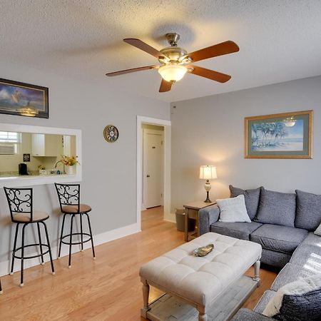 Beautiful Galveston Apt With Deck Less Than 3 Mi To Dtwn! 외부 사진