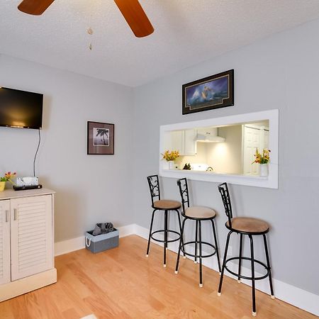 Beautiful Galveston Apt With Deck Less Than 3 Mi To Dtwn! 외부 사진