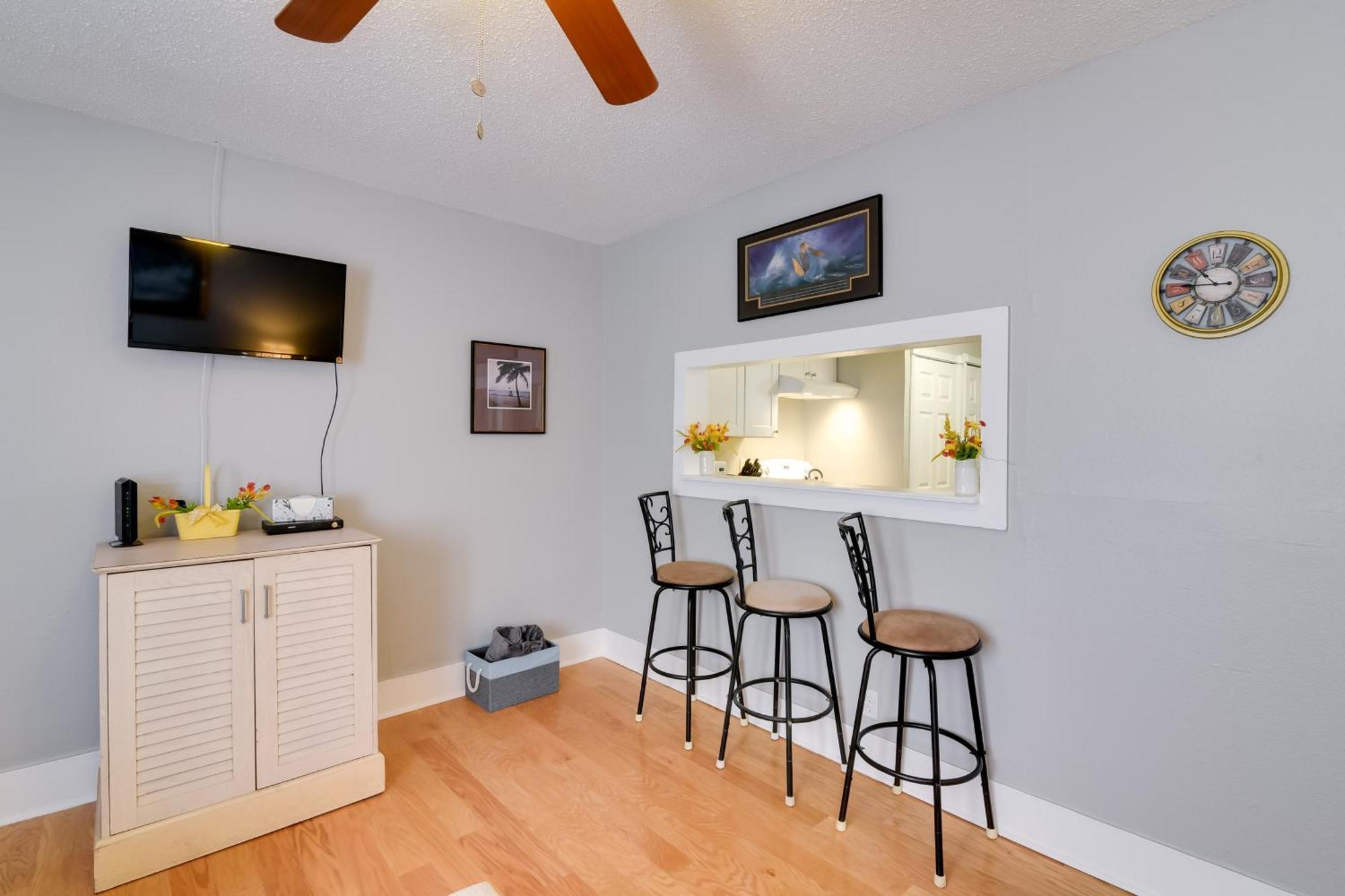 Beautiful Galveston Apt With Deck Less Than 3 Mi To Dtwn! 외부 사진