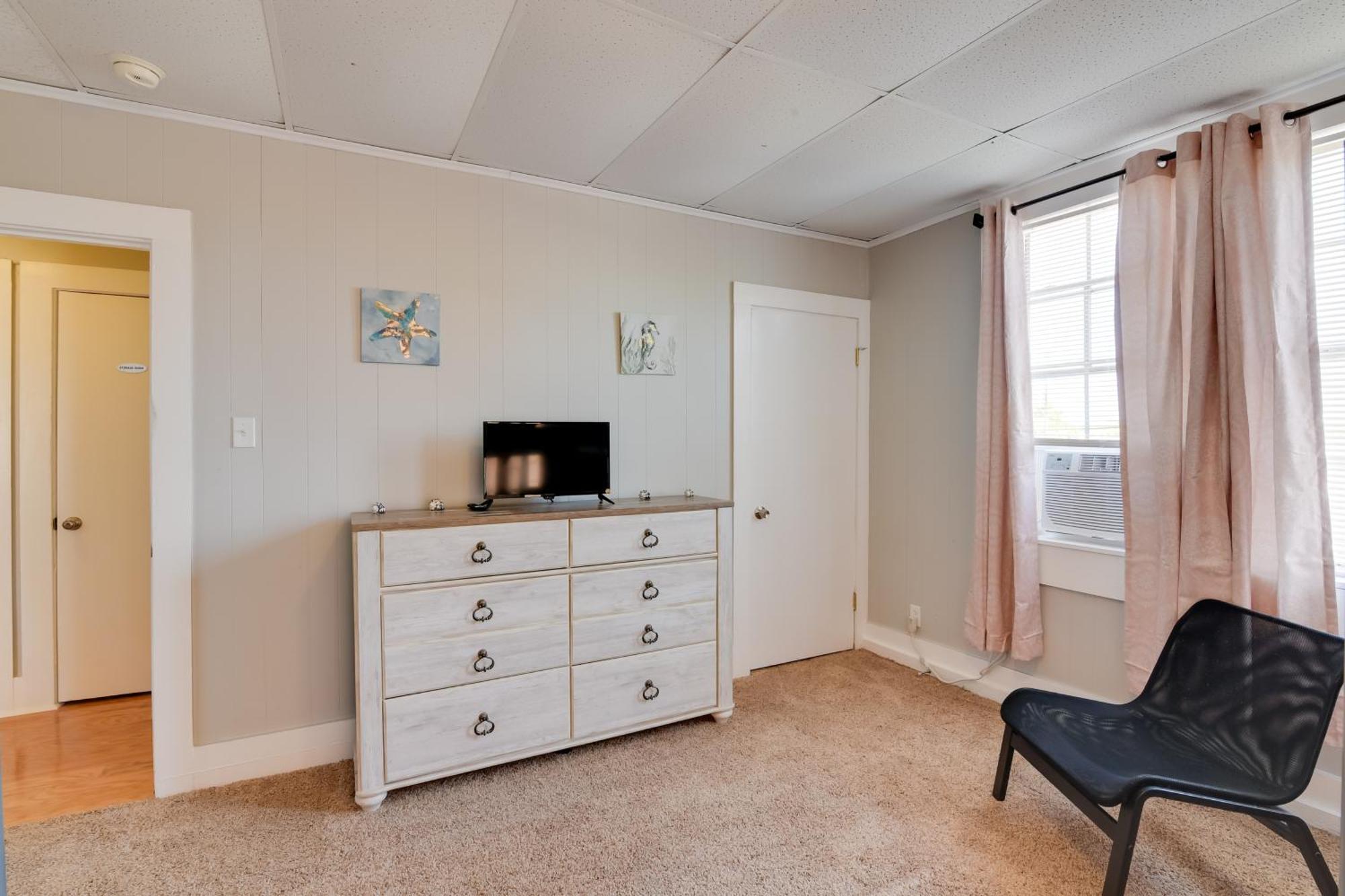 Beautiful Galveston Apt With Deck Less Than 3 Mi To Dtwn! 외부 사진