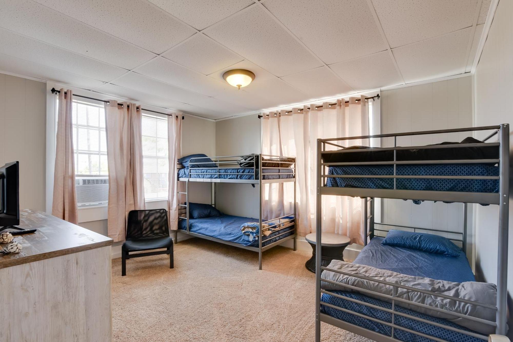 Beautiful Galveston Apt With Deck Less Than 3 Mi To Dtwn! 외부 사진